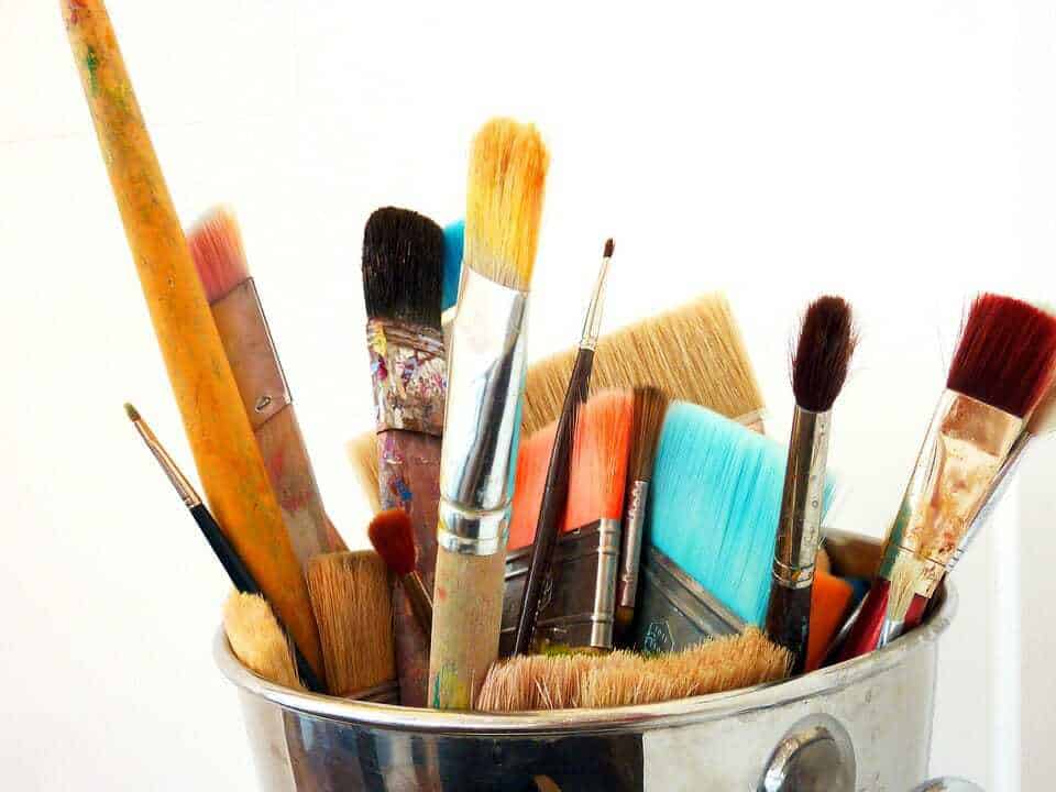 85. artists brushes