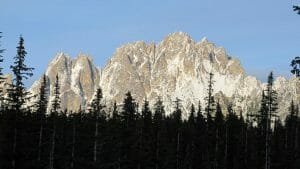 3. Cascades Mountains