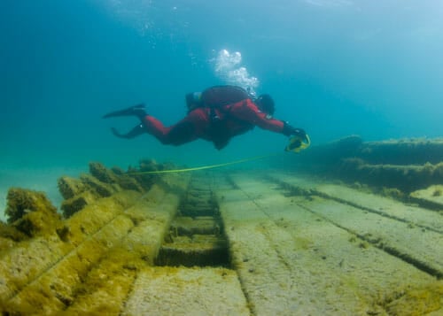 28. Shipwreck 1