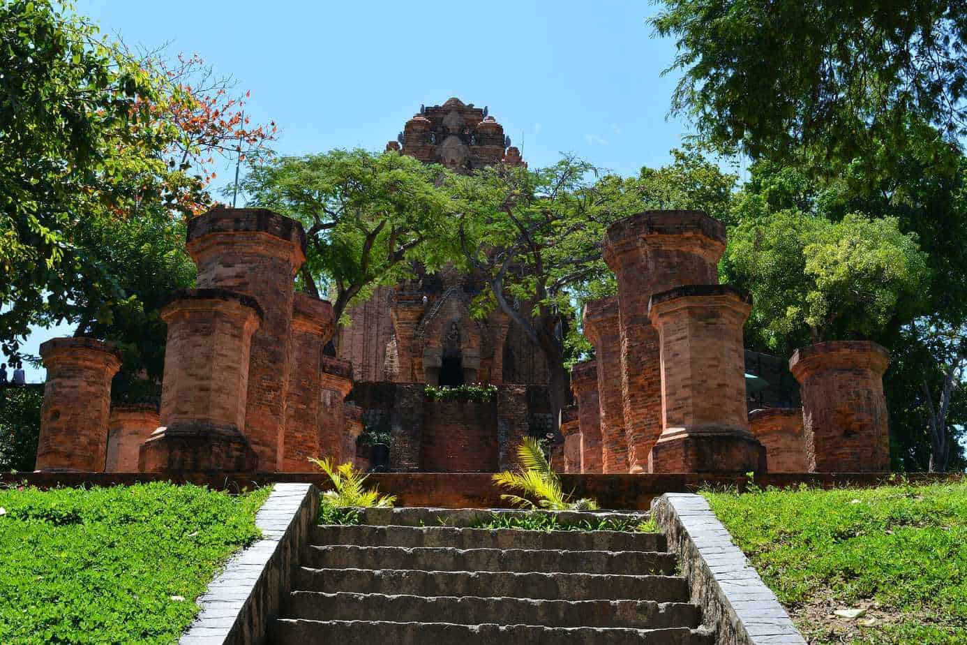 31.ponagarchamtemple