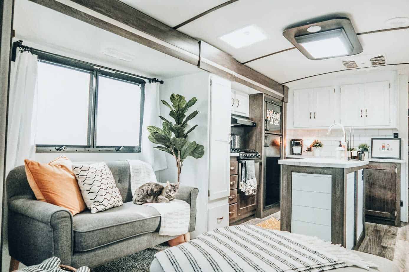 8 Brilliant RV Renovation Ideas You Have to See to Believe Your RV