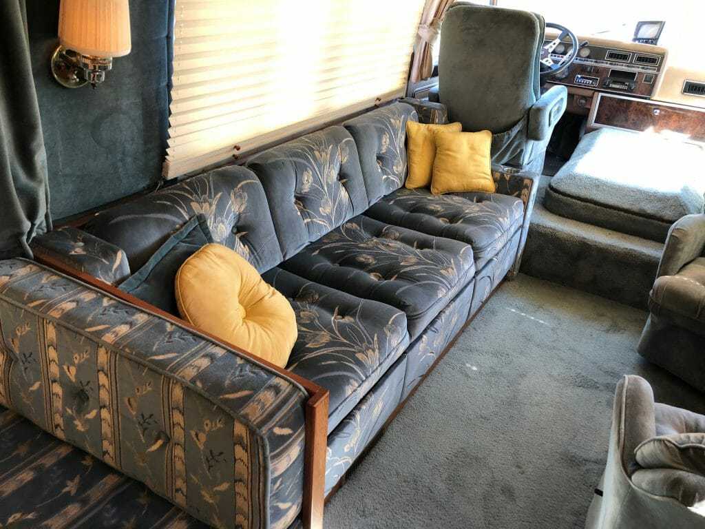 1 Shag Blue carpet and gaudy couch