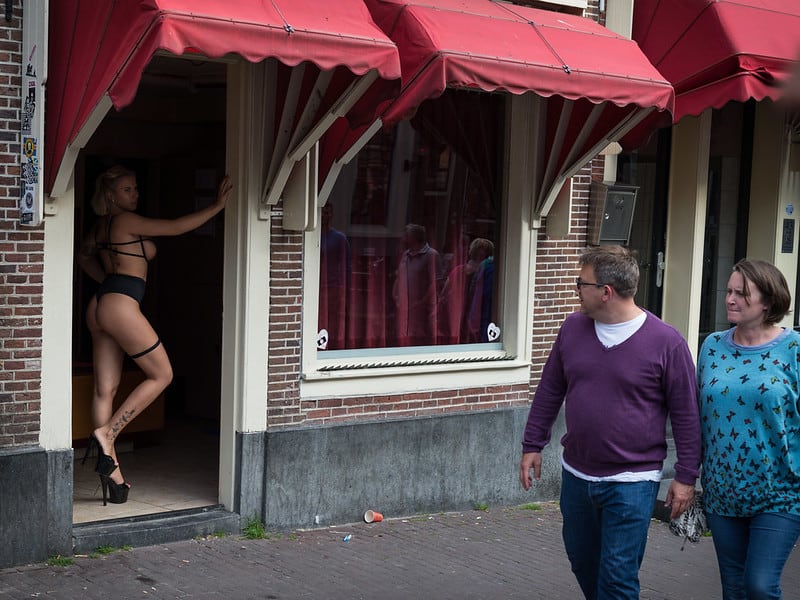 04. Red light district